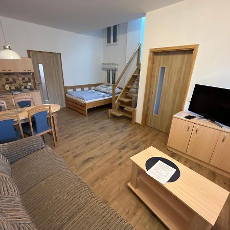 Sokoli Hnizdo Hotel Hlaska Ngoại thất bức ảnh