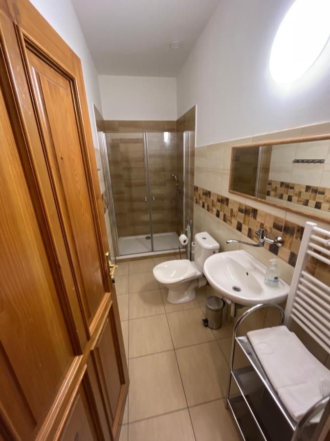 Sokoli Hnizdo Hotel Hlaska Ngoại thất bức ảnh