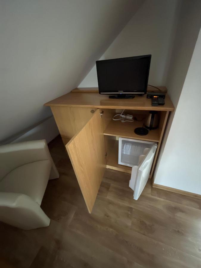 Sokoli Hnizdo Hotel Hlaska Ngoại thất bức ảnh